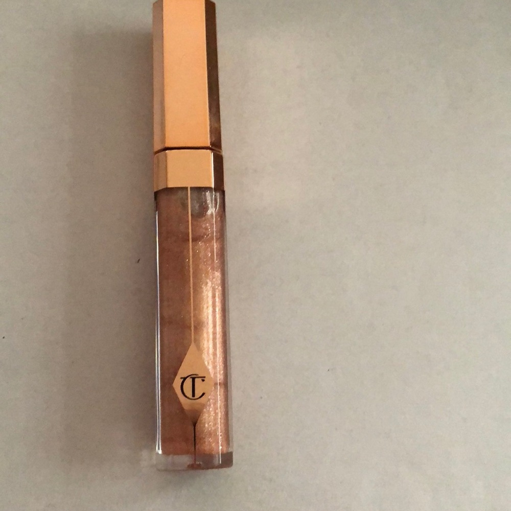 Charlotte tilbury color lasting lipgloss